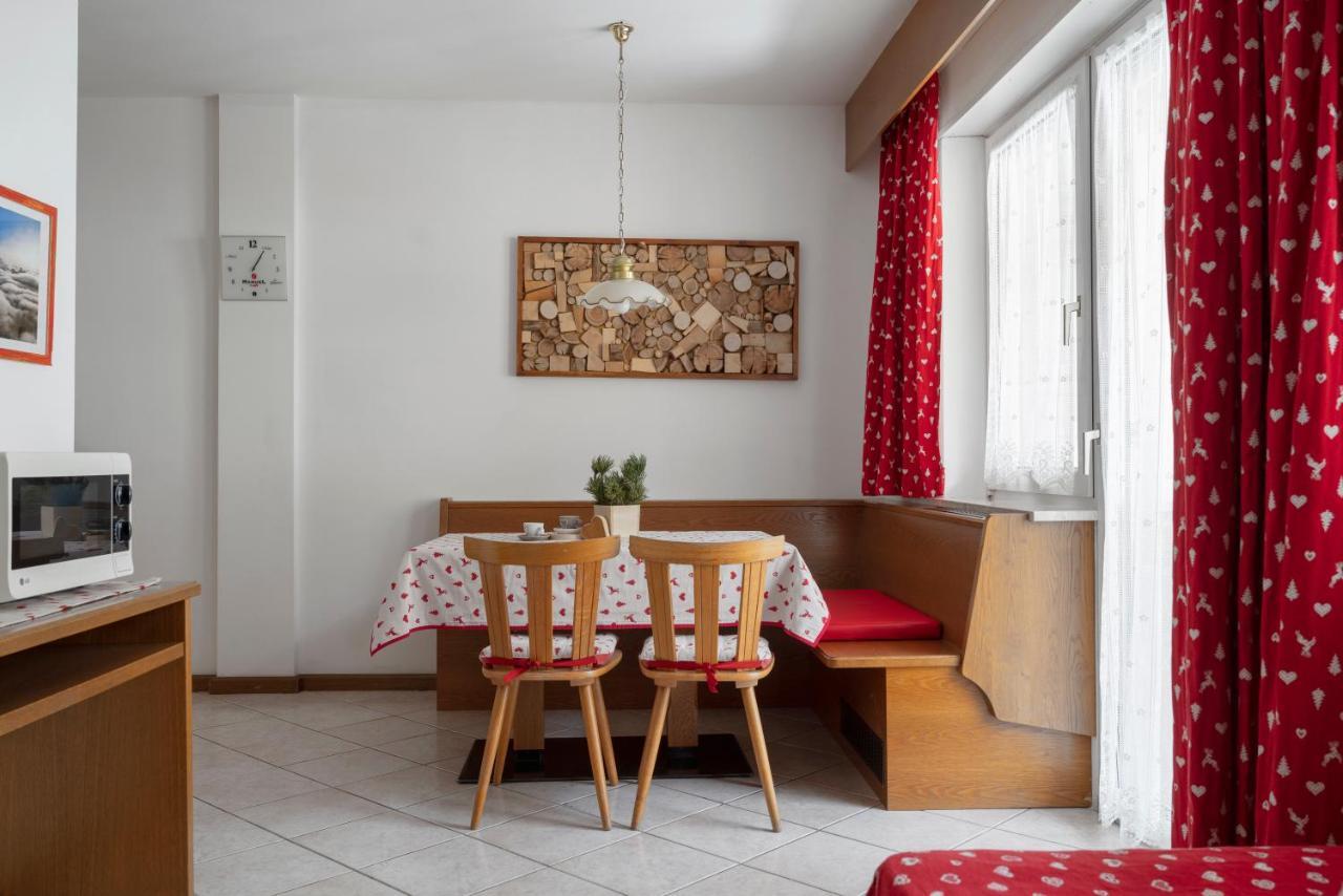 A. Paolo Apartments Vigo di Fassa Eksteriør bilde