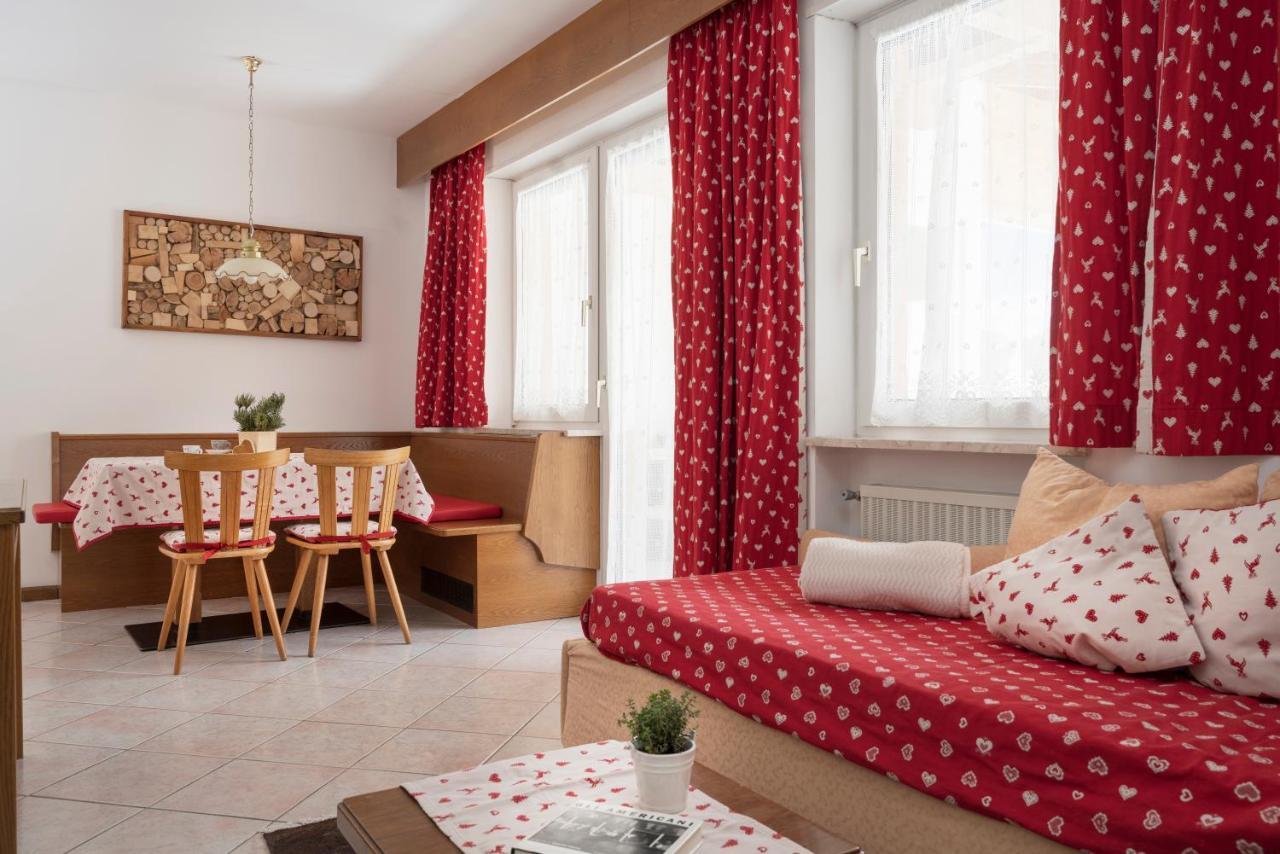 A. Paolo Apartments Vigo di Fassa Eksteriør bilde