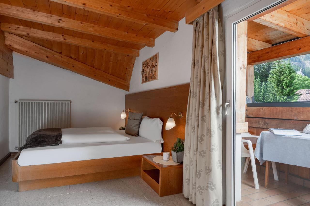 A. Paolo Apartments Vigo di Fassa Eksteriør bilde
