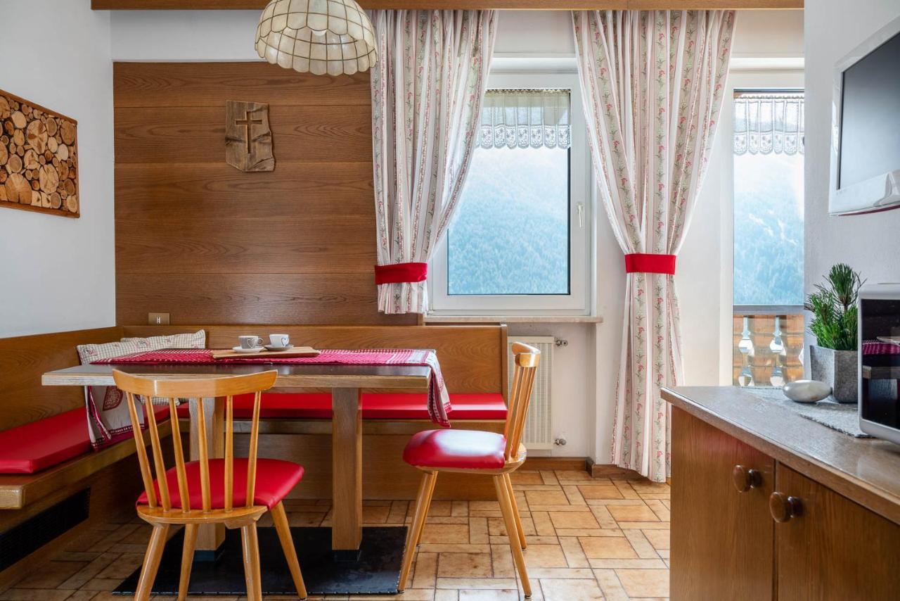 A. Paolo Apartments Vigo di Fassa Eksteriør bilde