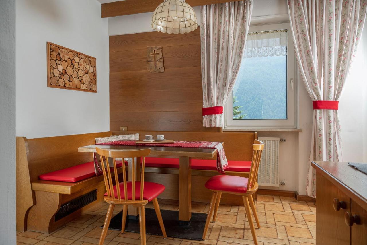 A. Paolo Apartments Vigo di Fassa Eksteriør bilde